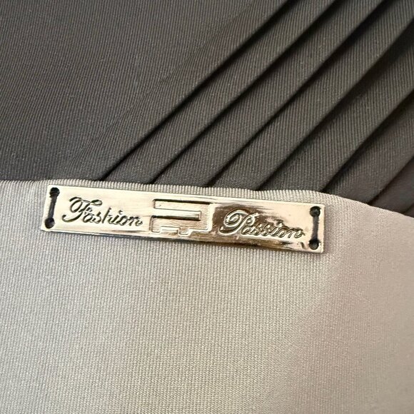 VINTAGE GUCCI MINI DRTESS SIZE 42 IT, S/M US WITH TAGS - Picture 4 of 12